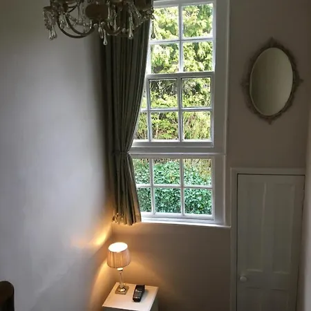 Foye Old Exchange Bed & Breakfast 3*